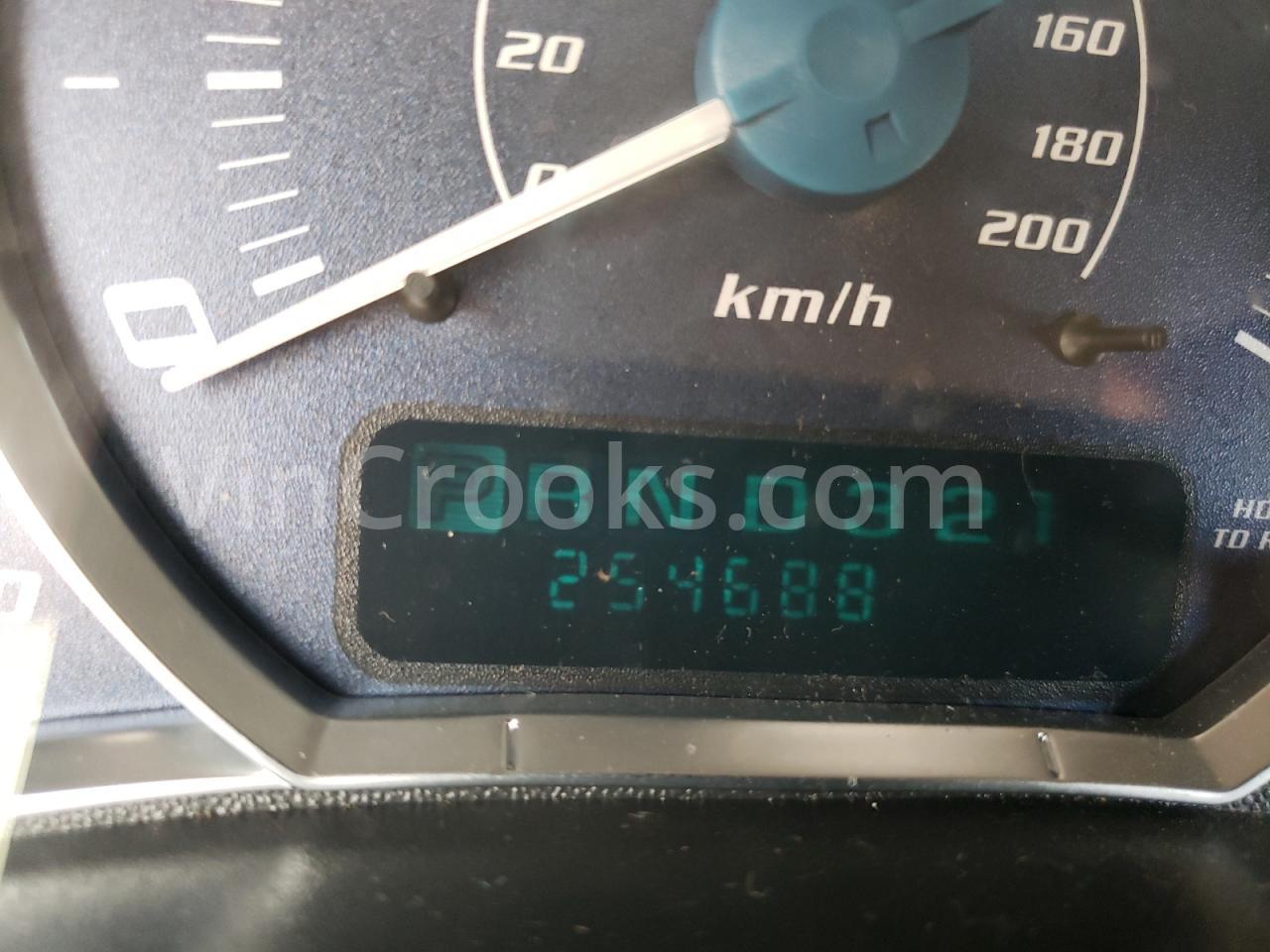 1GYEK63N52R205316