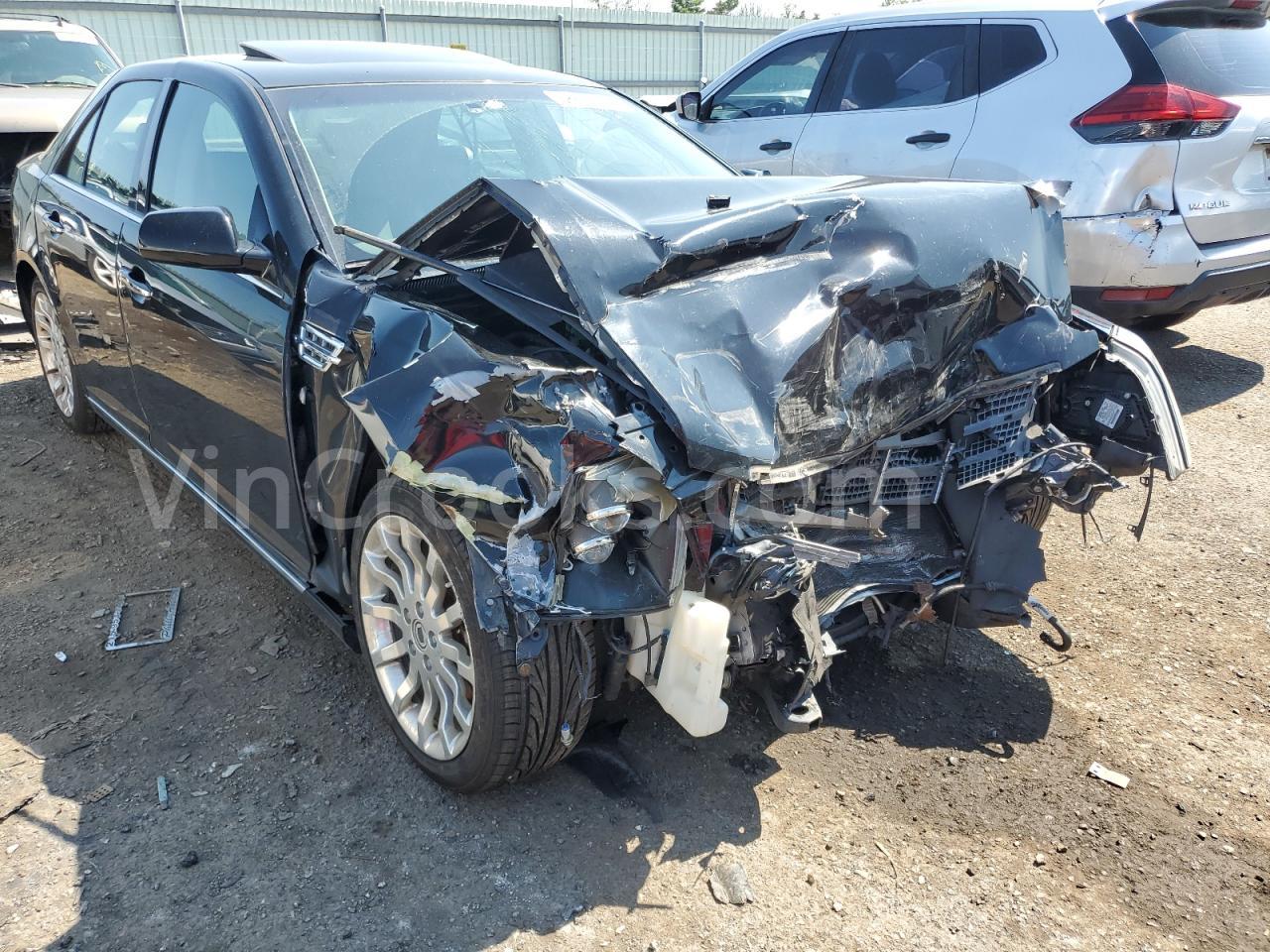 1G6DW67V180107609