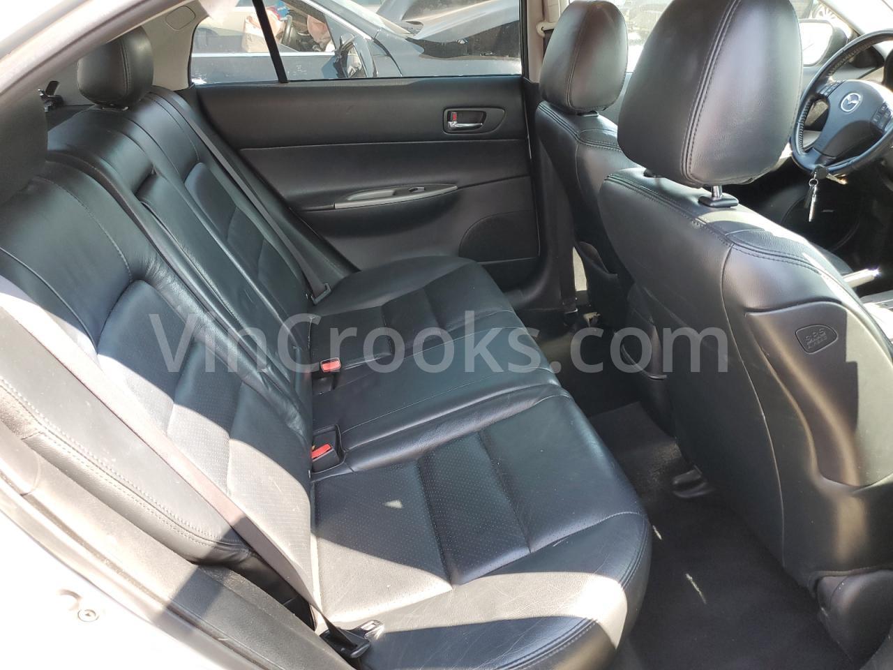 1YVHP84D355M17904