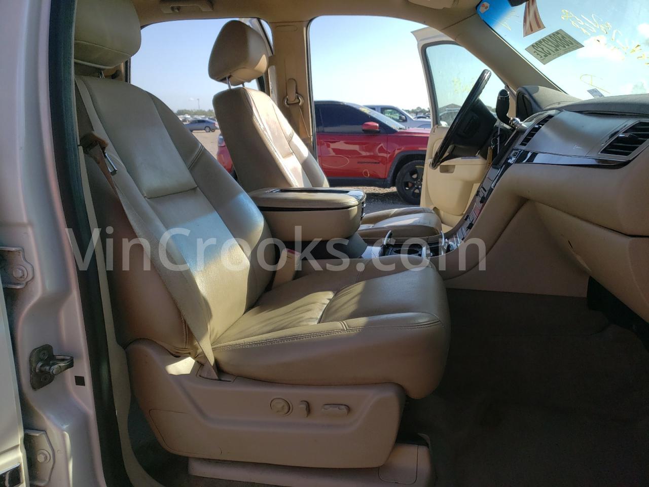 1GYS4AEF9CR203558