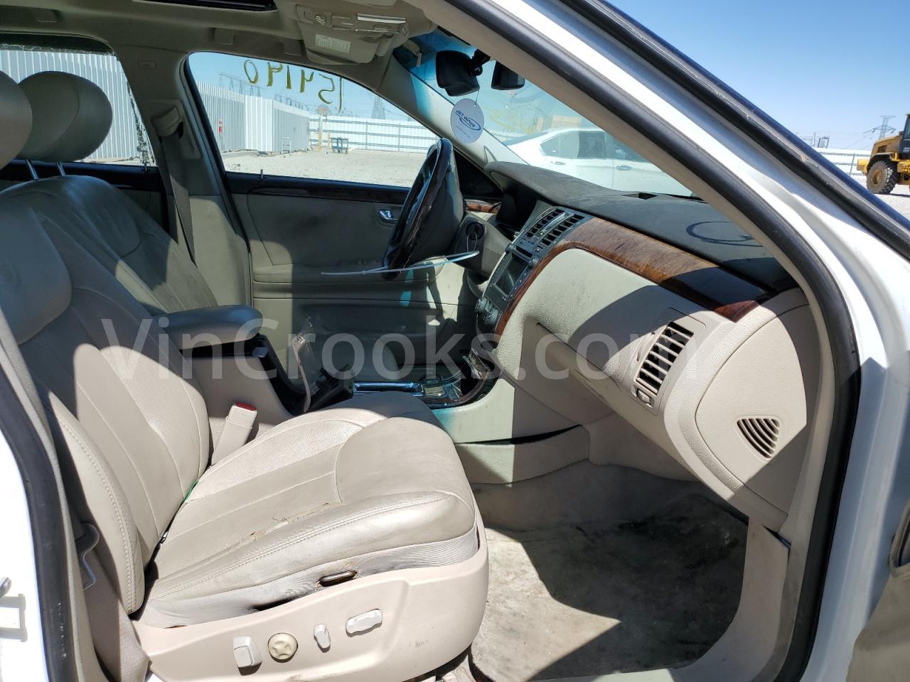 1G6KD57Y08U111659