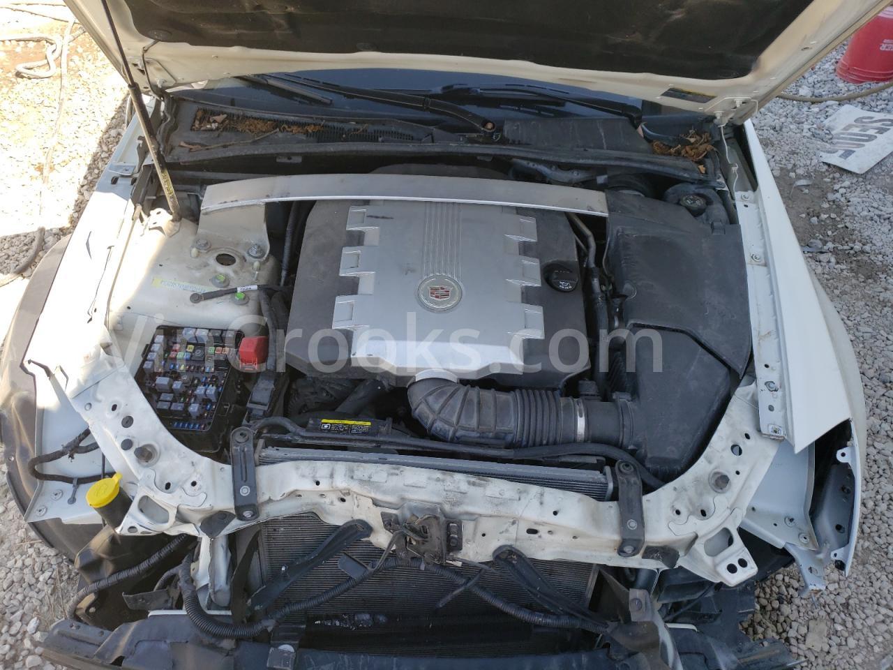 1G6DR57V880132458
