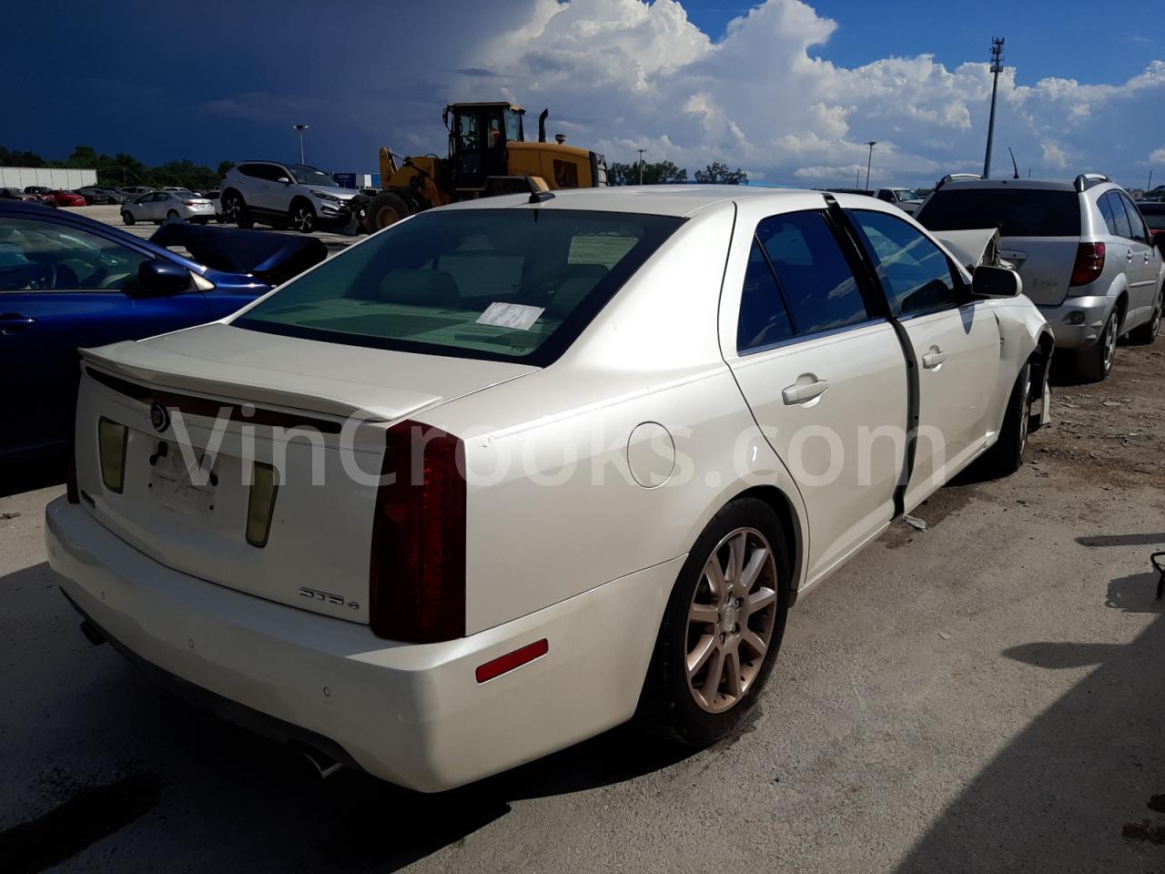 1G6DC67A160106074
