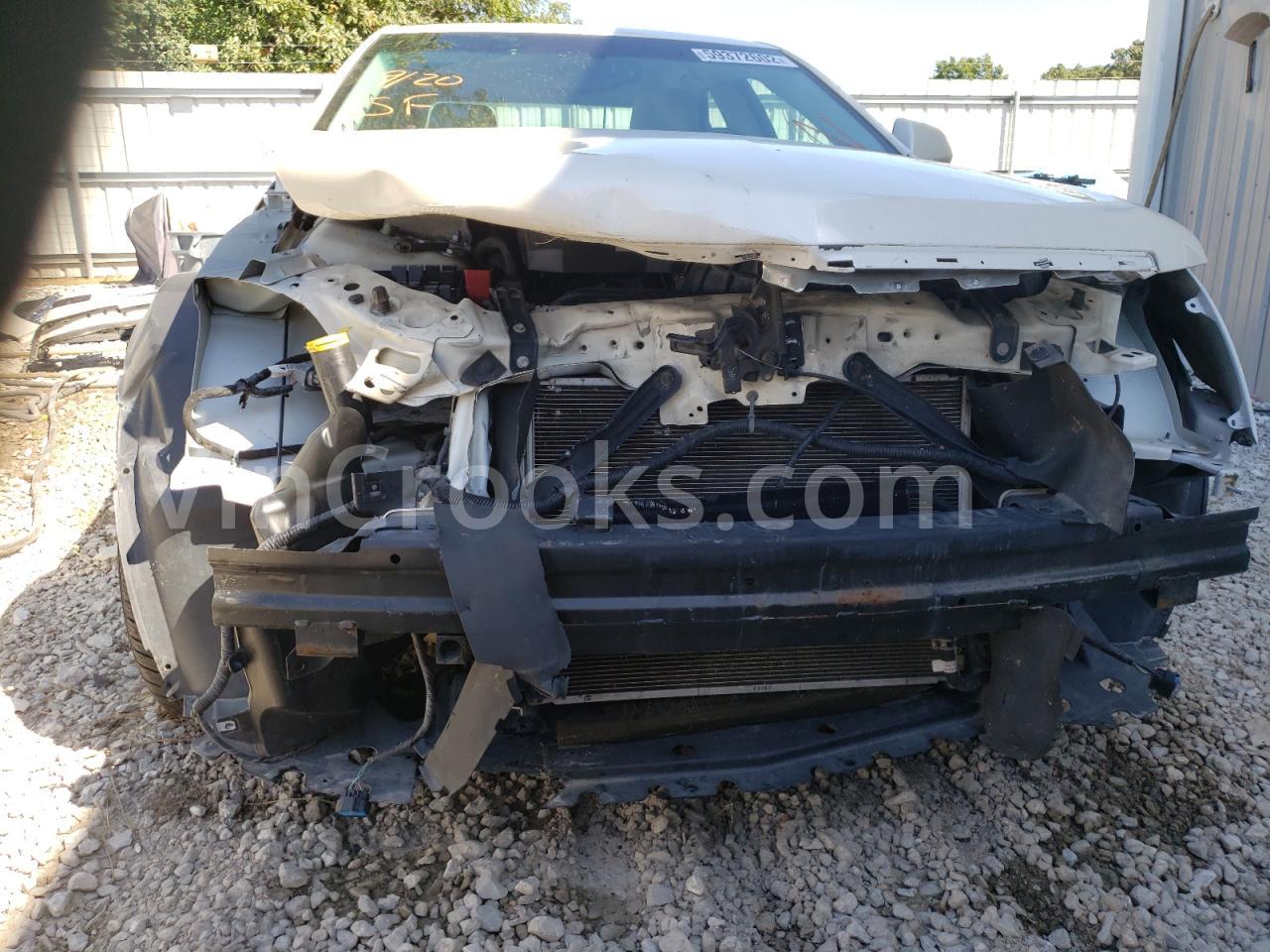 1G6DR57V880132458
