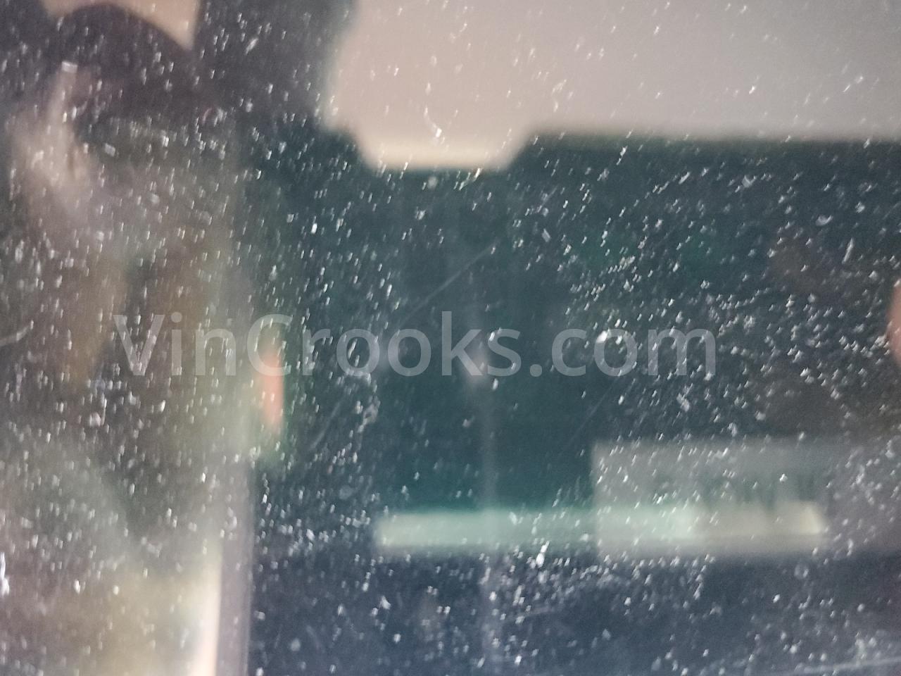 1G6KD52Y5VU224168