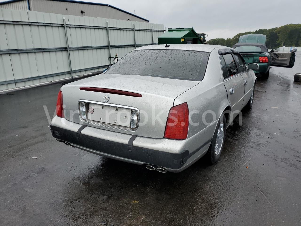 1G6KD57Y25U199092