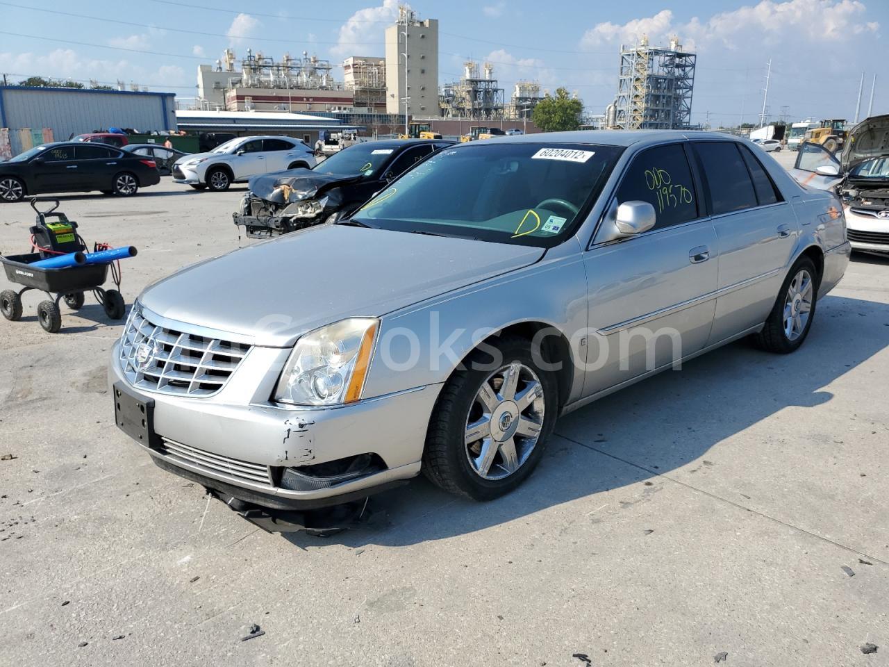 1G6KD57Y06U156016