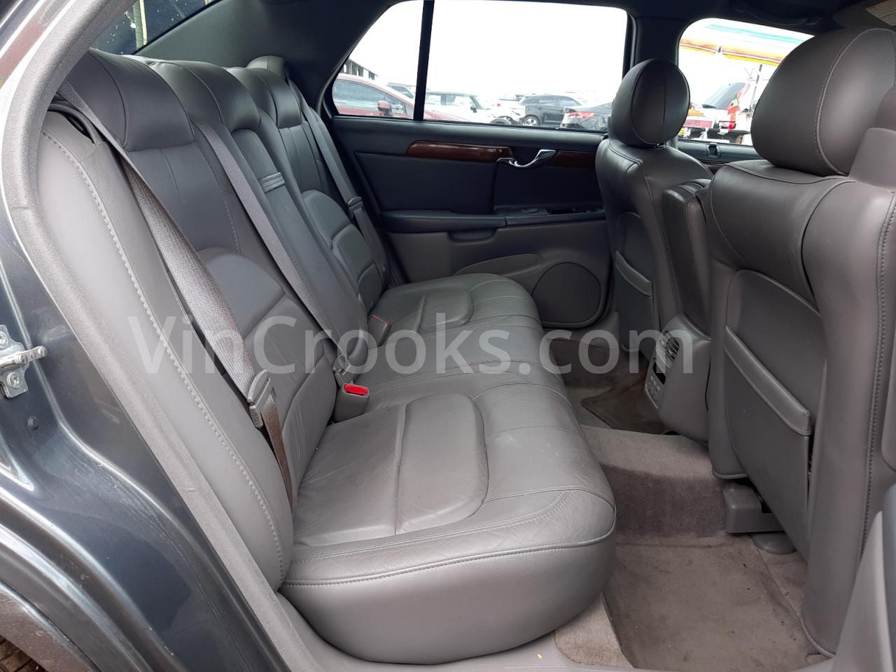 1G6KD54Y35U111008