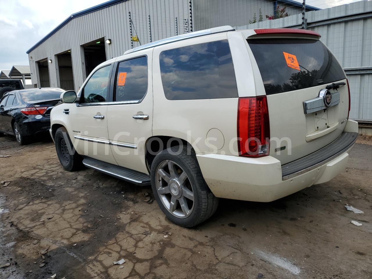 1GYUKBEF8AR115439