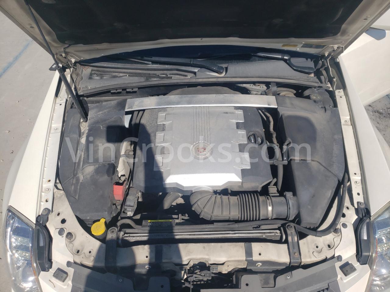 1G6DT57V880172136
