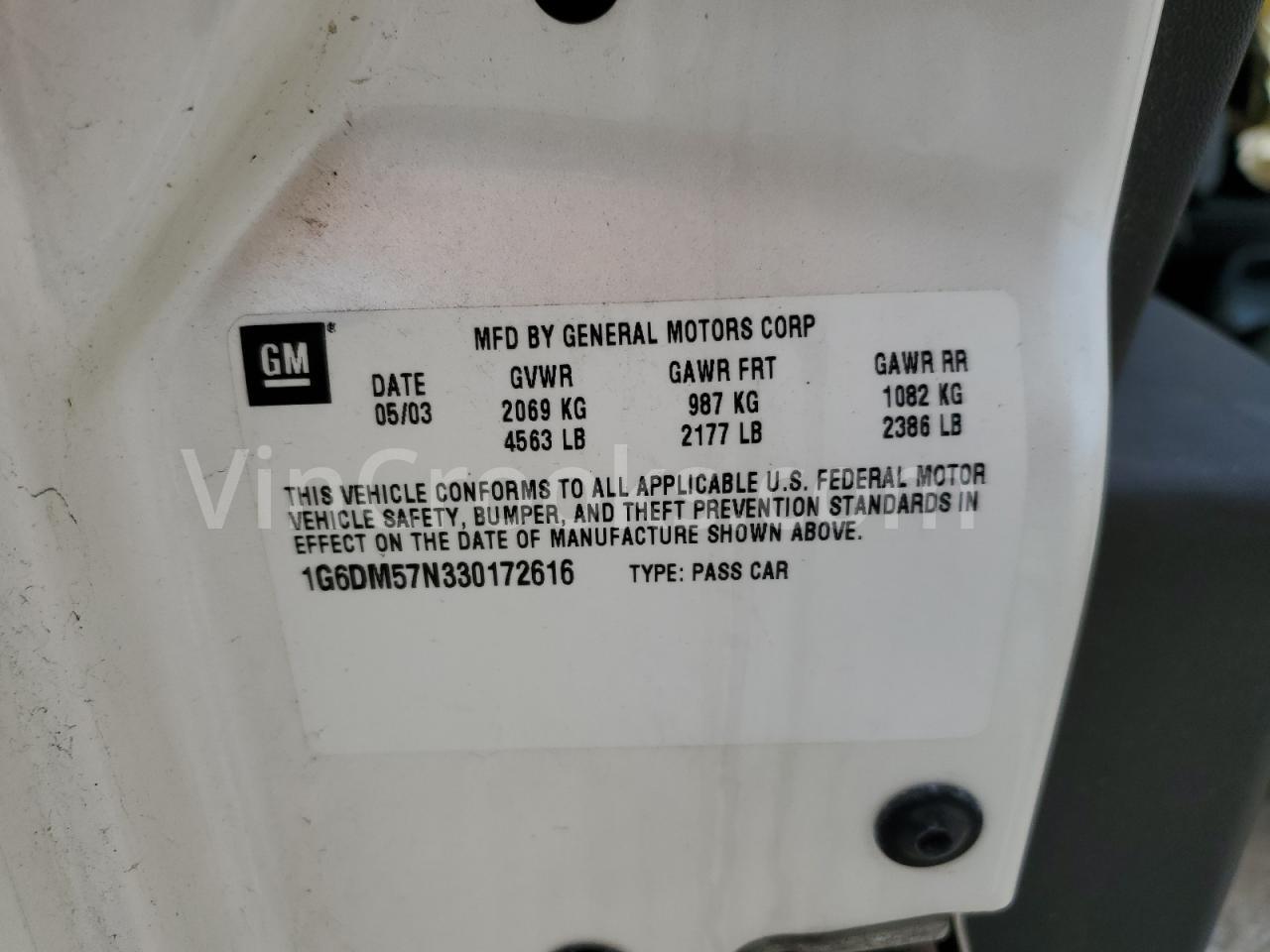 1G6DM57N330172616