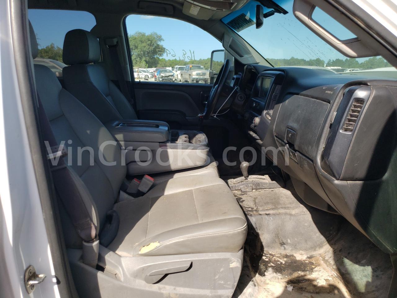 1GT22REG8HZ299273