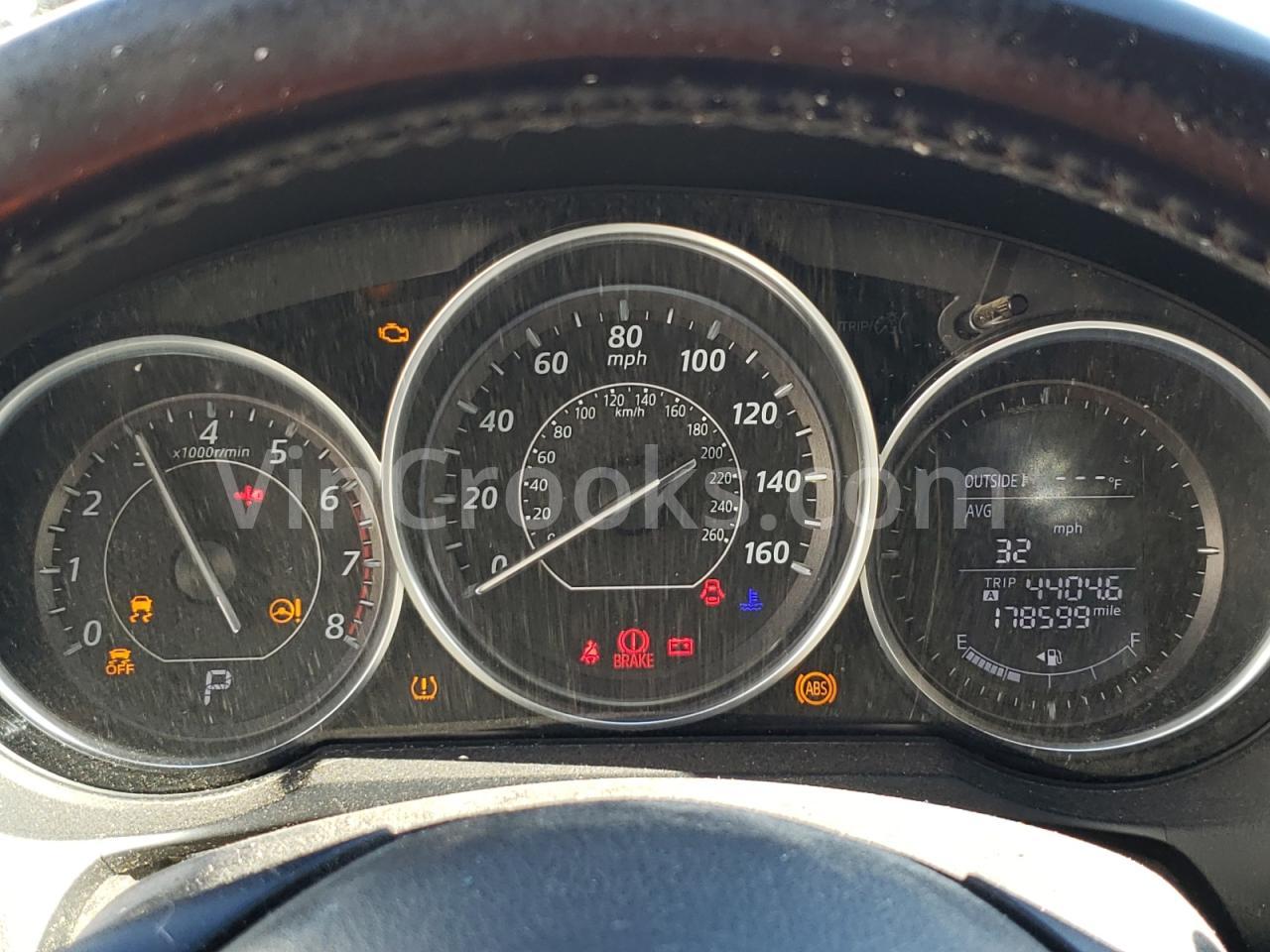 JM1GJ1V60E1147838