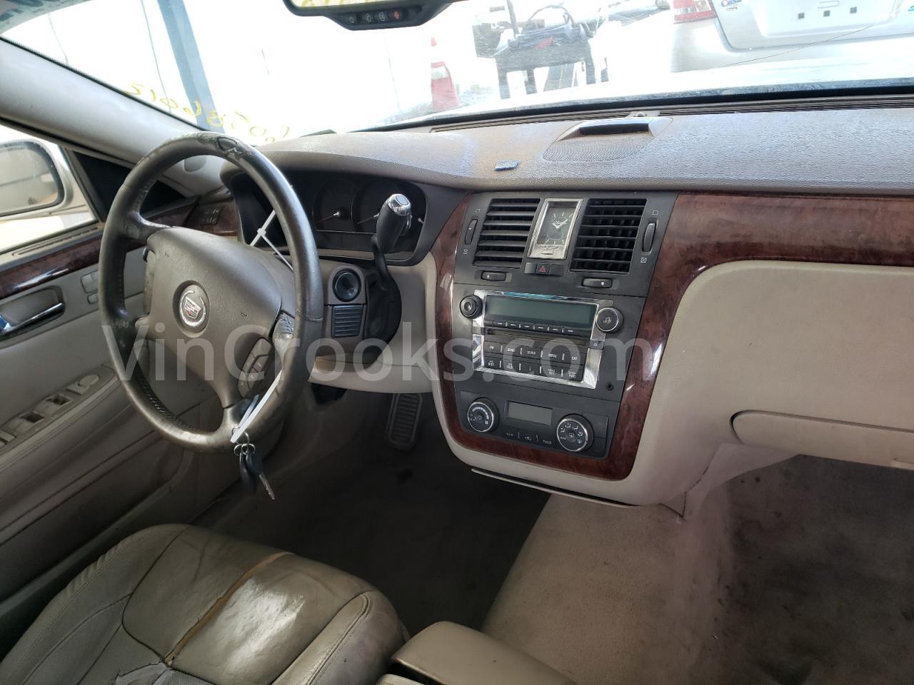 1G6KD57YX6U106109