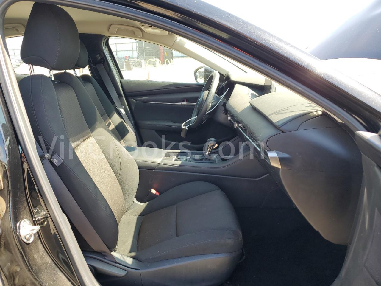 3MZBPAAL1MM204065
