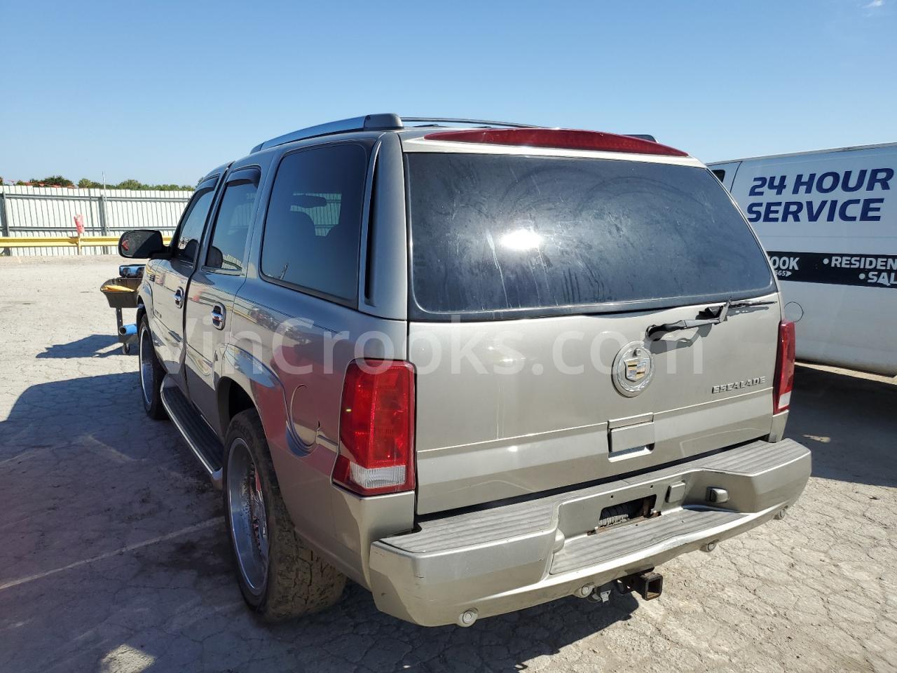 1GYEK63N92R101637