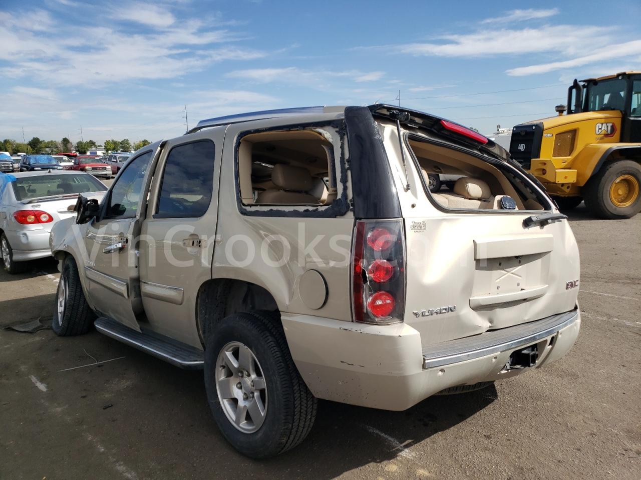 1GKFK63817J261946