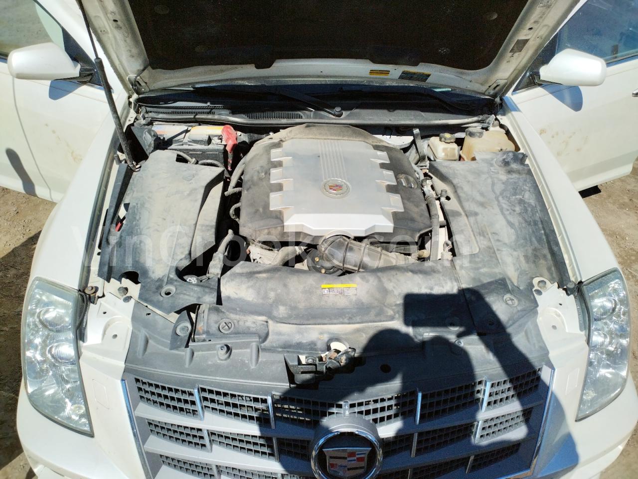 1G6DD67V090102795