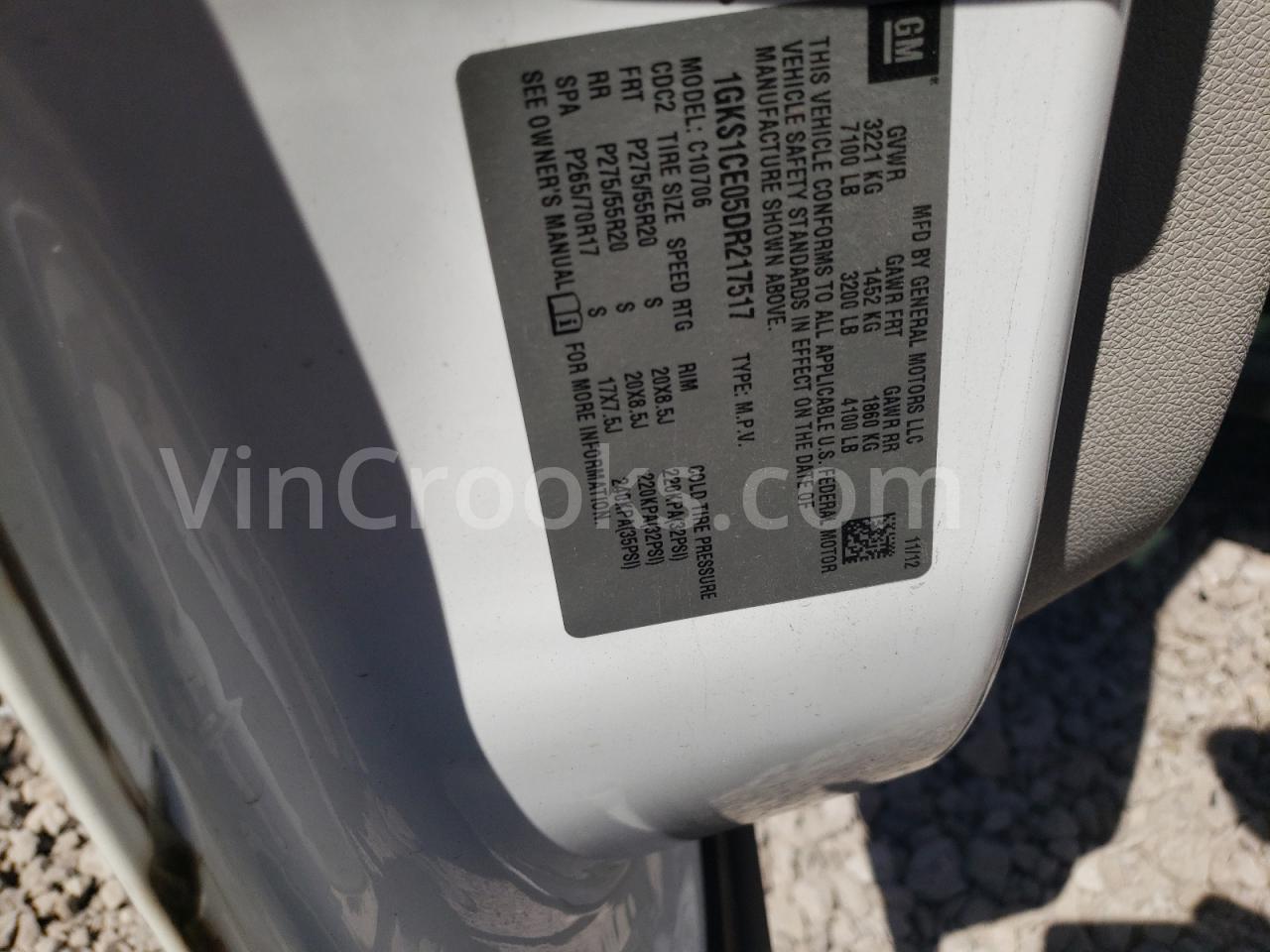 1GKS1CE05DR217517