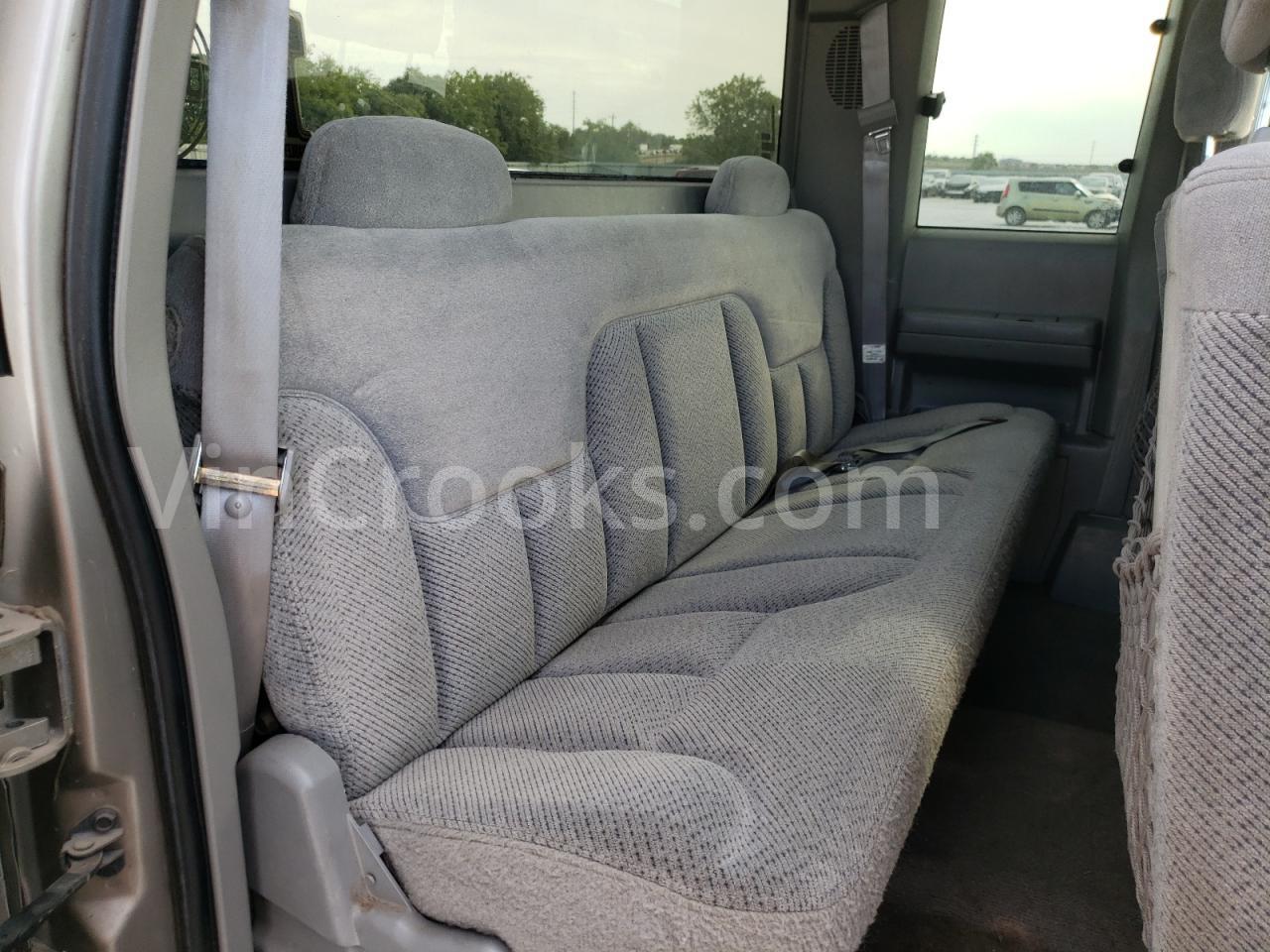 2GTEK19R1W1531888