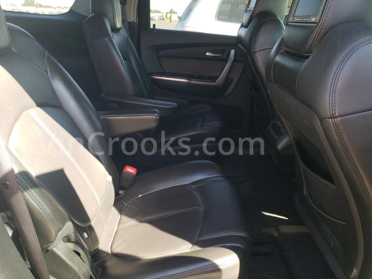 1GKEV33748J255083