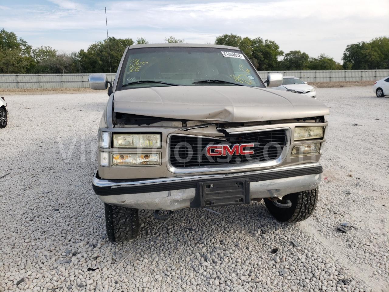 2GTEK19R1W1531888