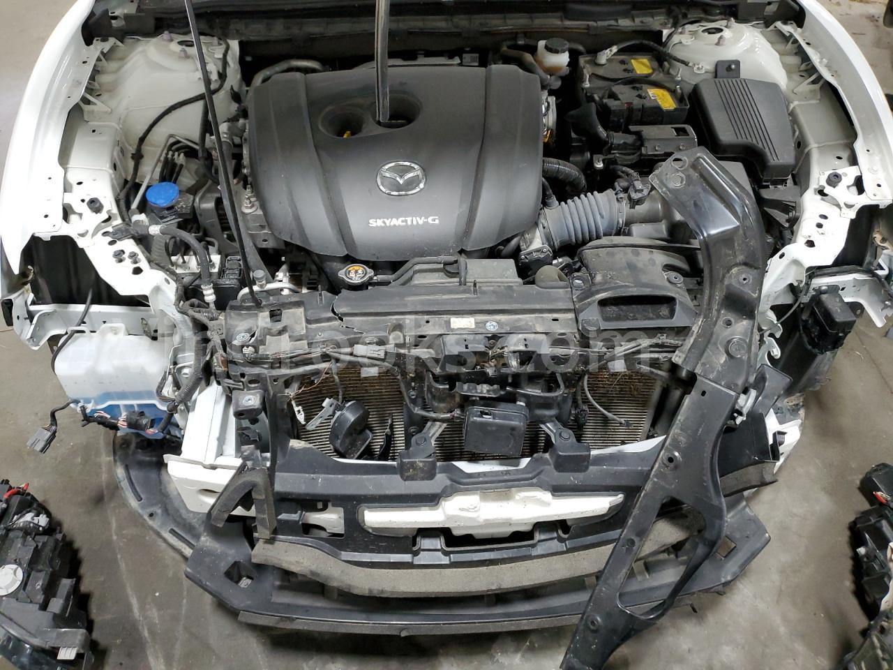 JM1GL1VM5L1518563