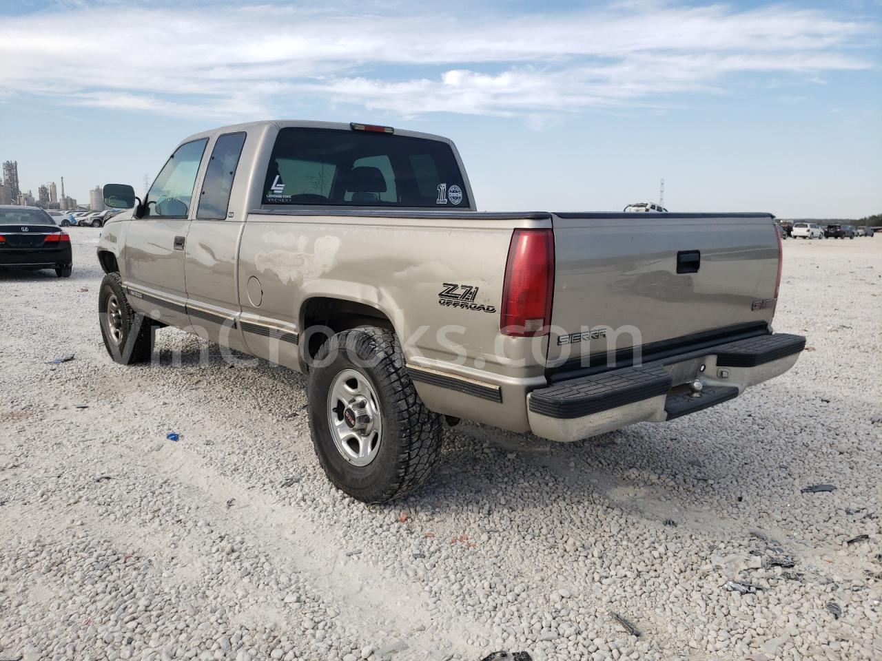 2GTEK19R1W1531888