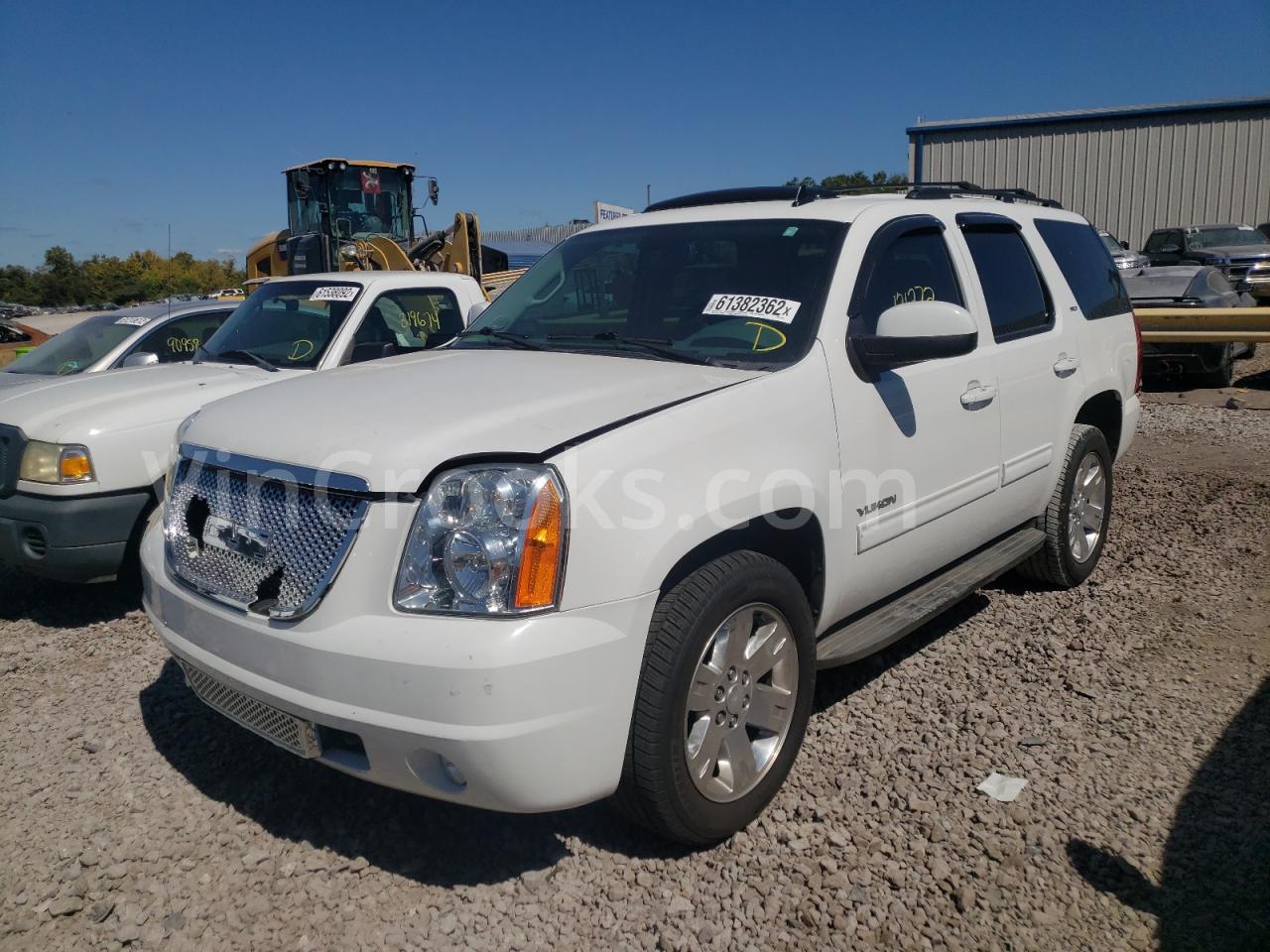 1GKS1CE05DR217517