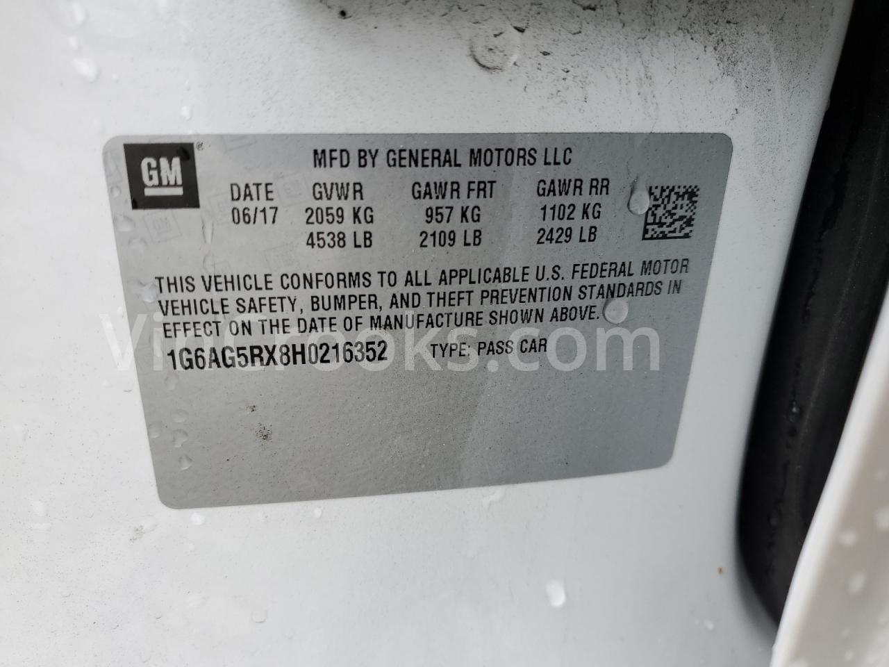 1G6AG5RX8H0216352