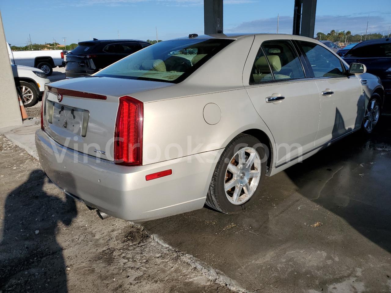 1G6DW67V780102026