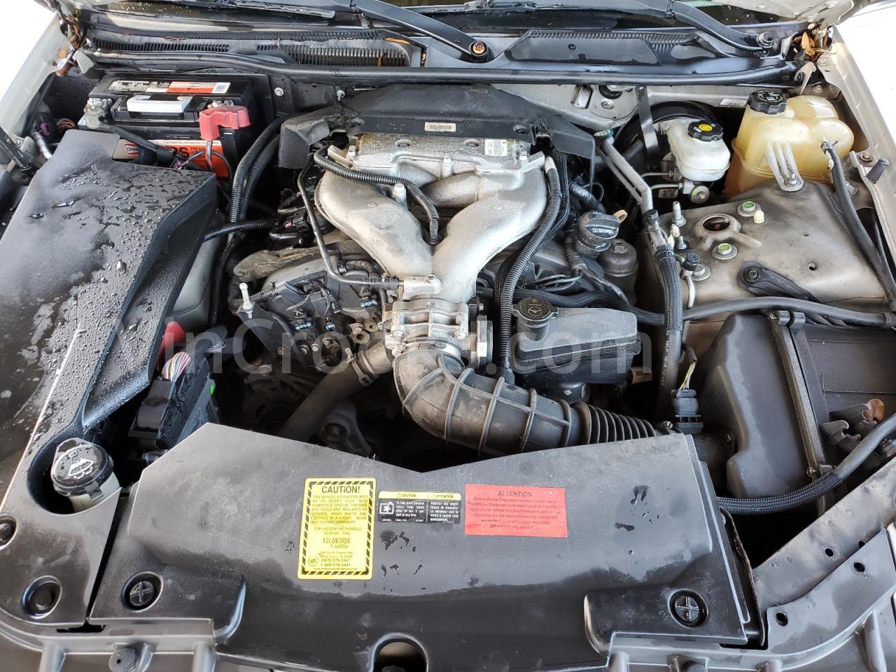 1G6DW67V780102026