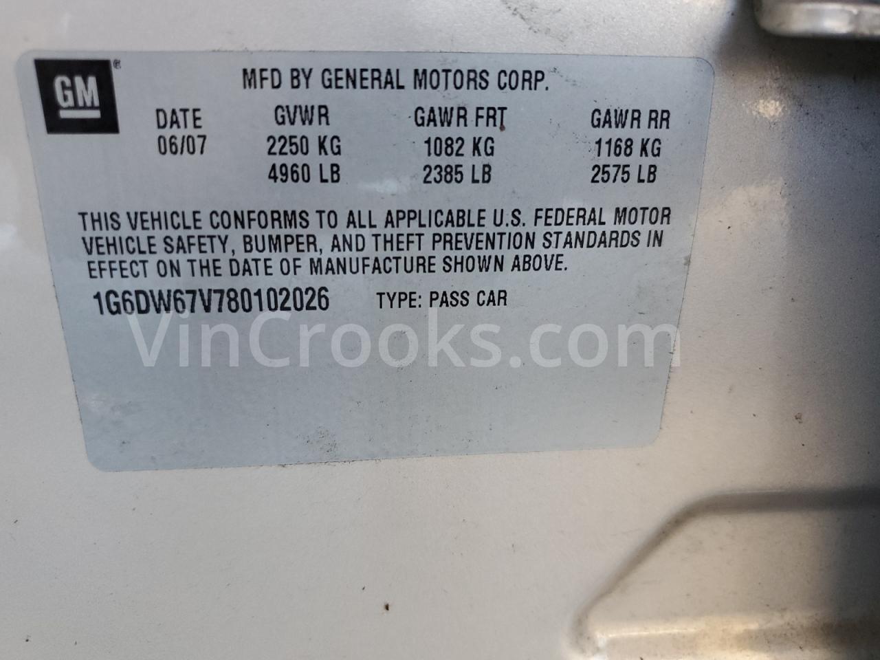 1G6DW67V780102026