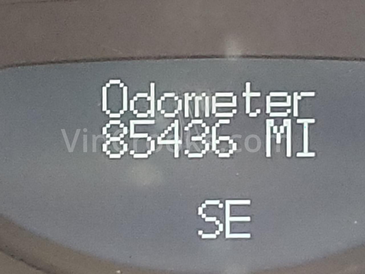 1G6DK1ED5B0135834