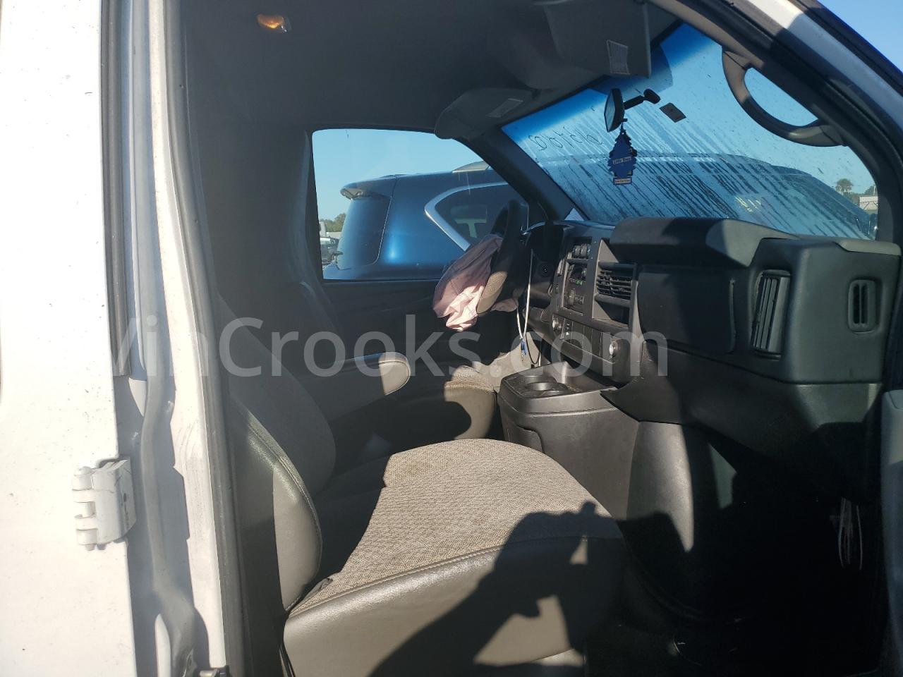 1GTW7FCA1E1904325