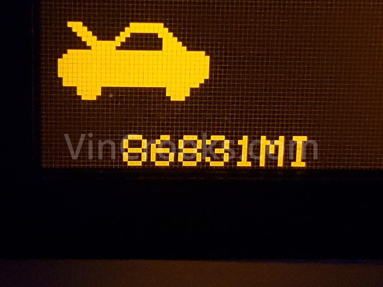 1G6DW6ED6B0102827