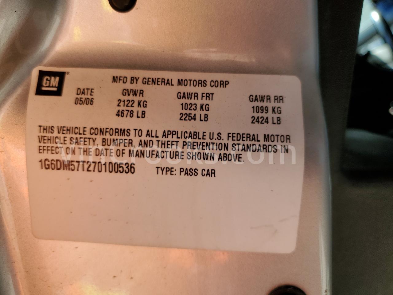 1G6DM57T270100536