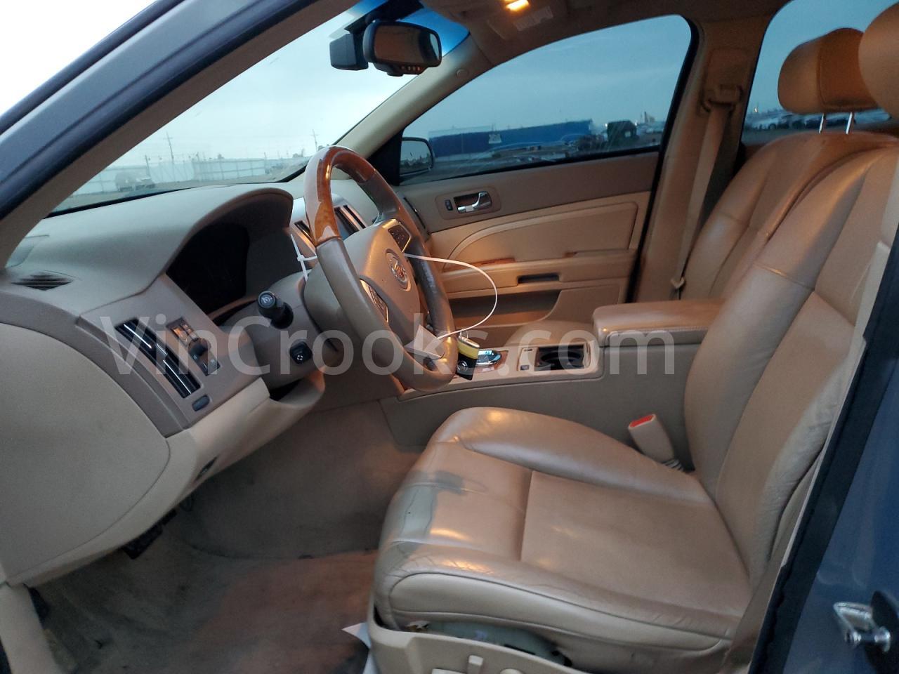 1G6DD67V180159585