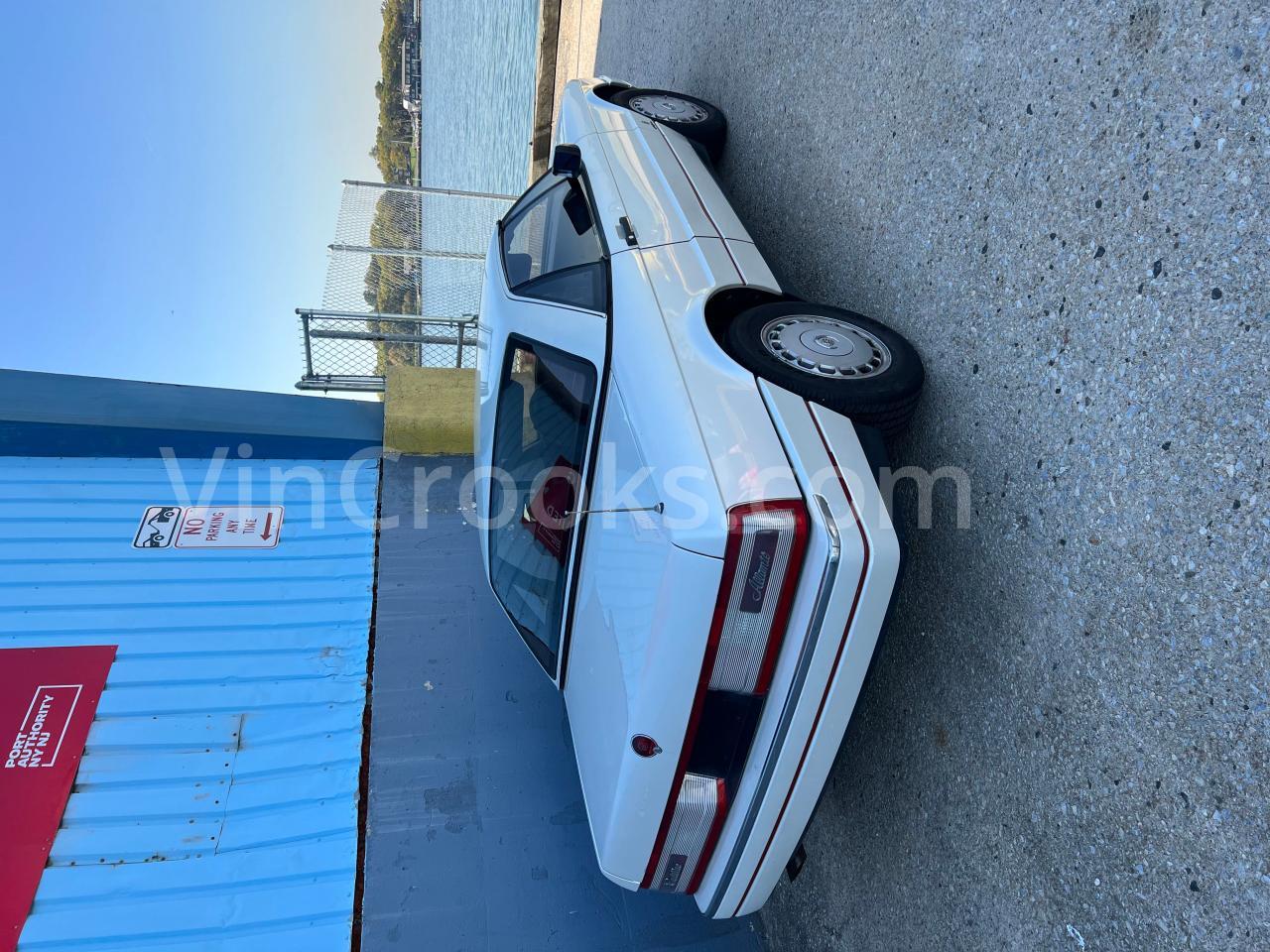 1G6VR3176JU102473