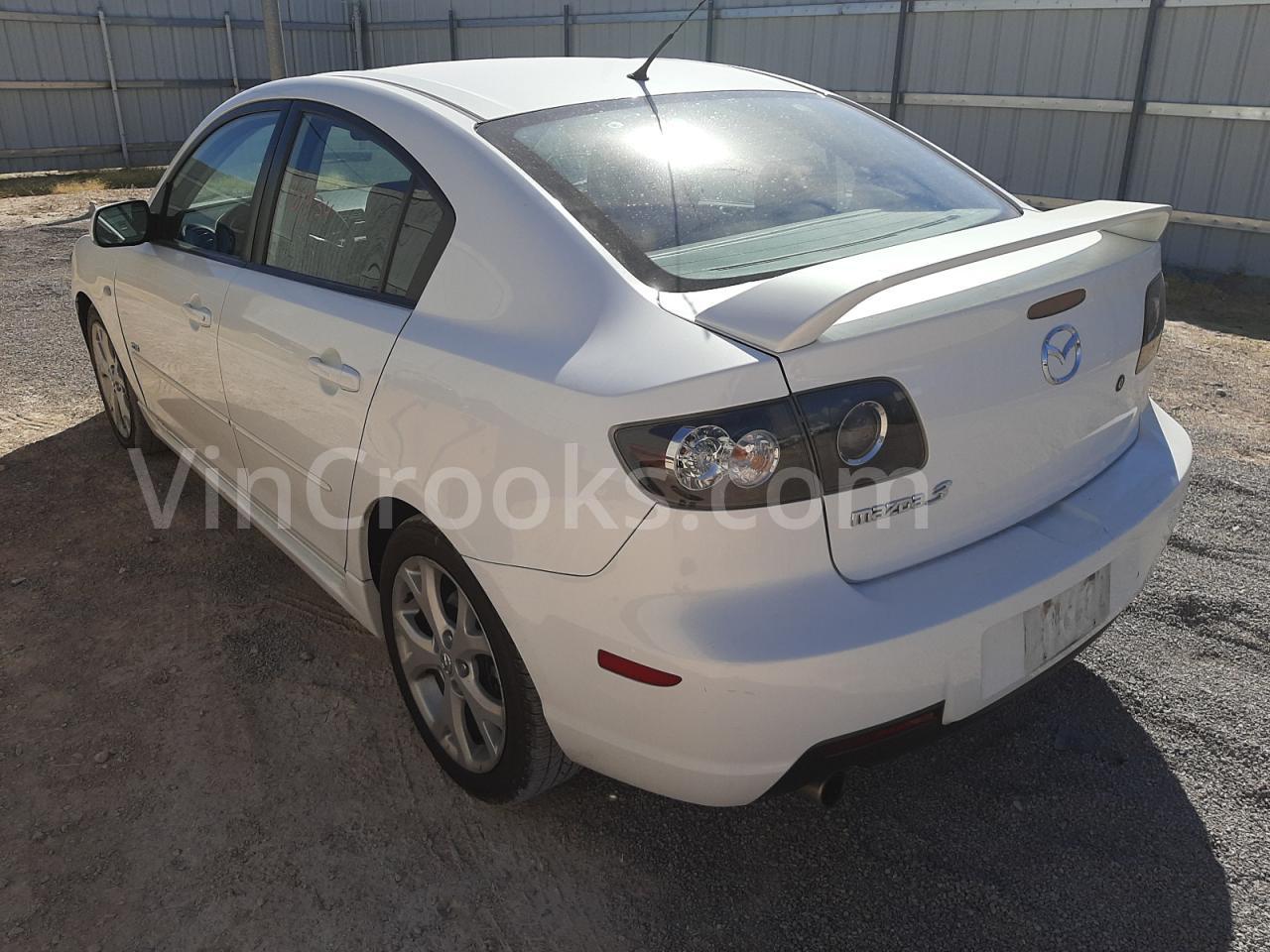 JM1BK323081128983