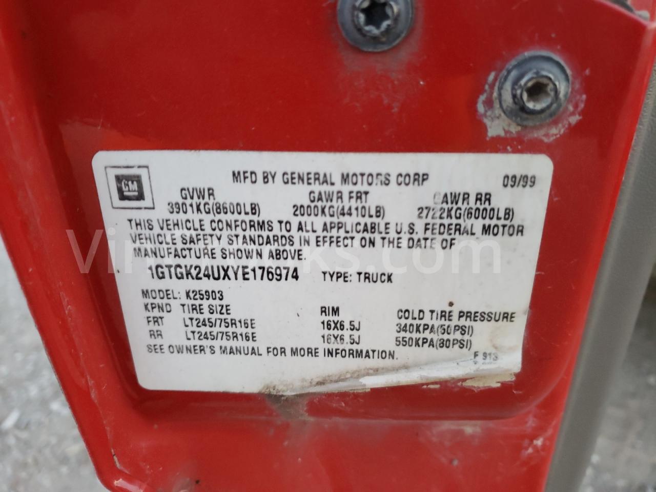 1GTGK24UXYE176974