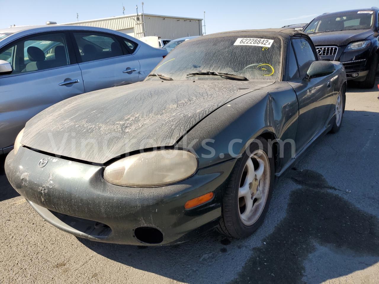 JM1NB3533Y0153598