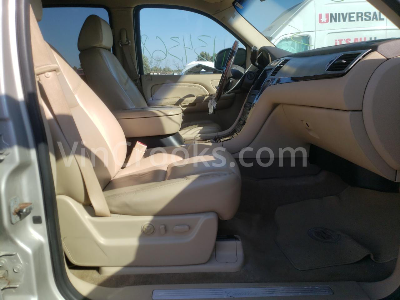 1GYFK13219R100876