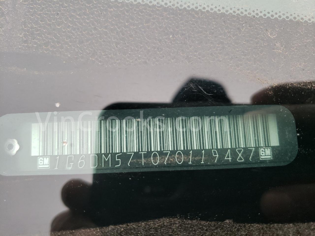 1G6DM57T070119487