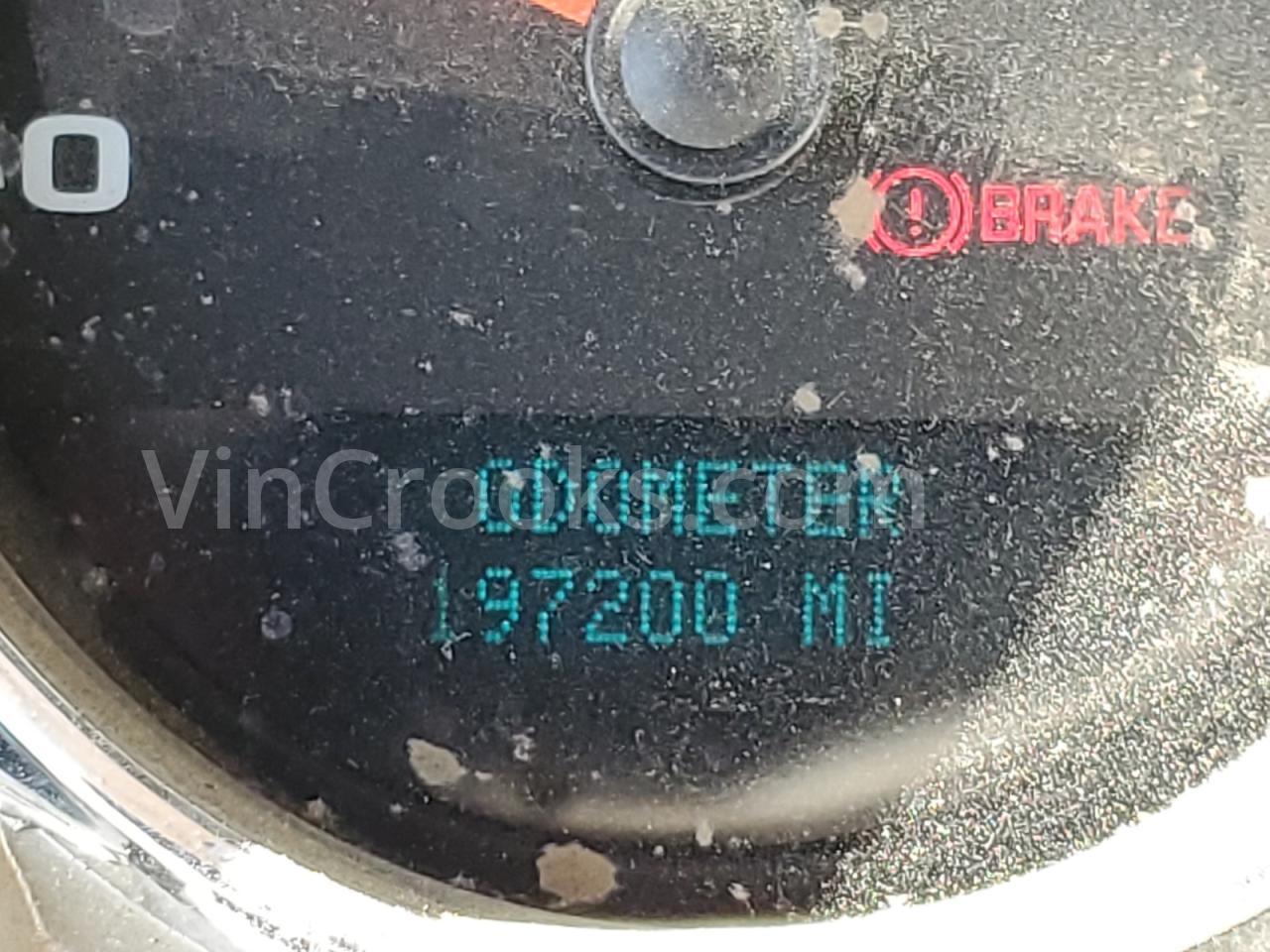 1GTHK296X8E185219