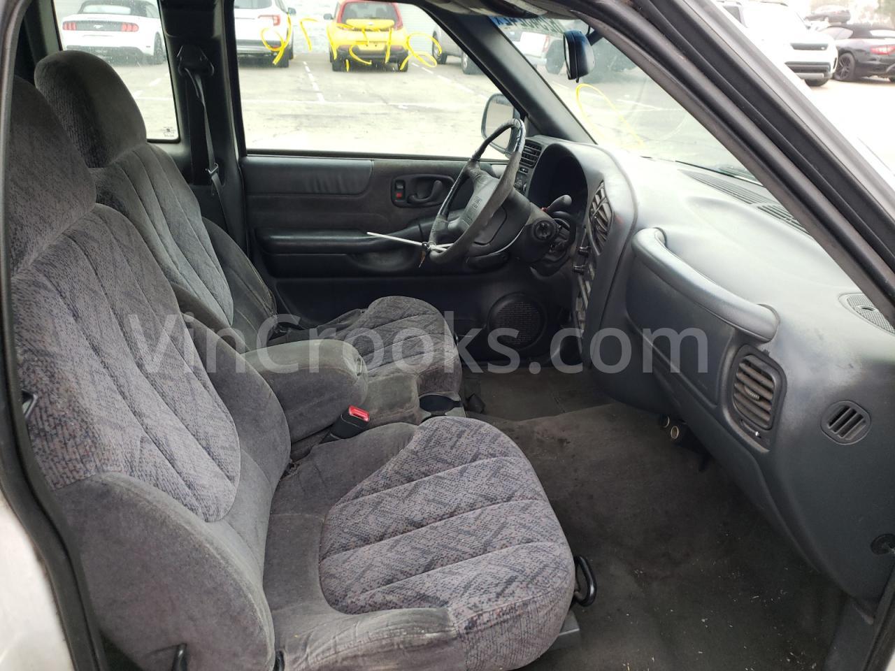 1GTCS19XXW8508404