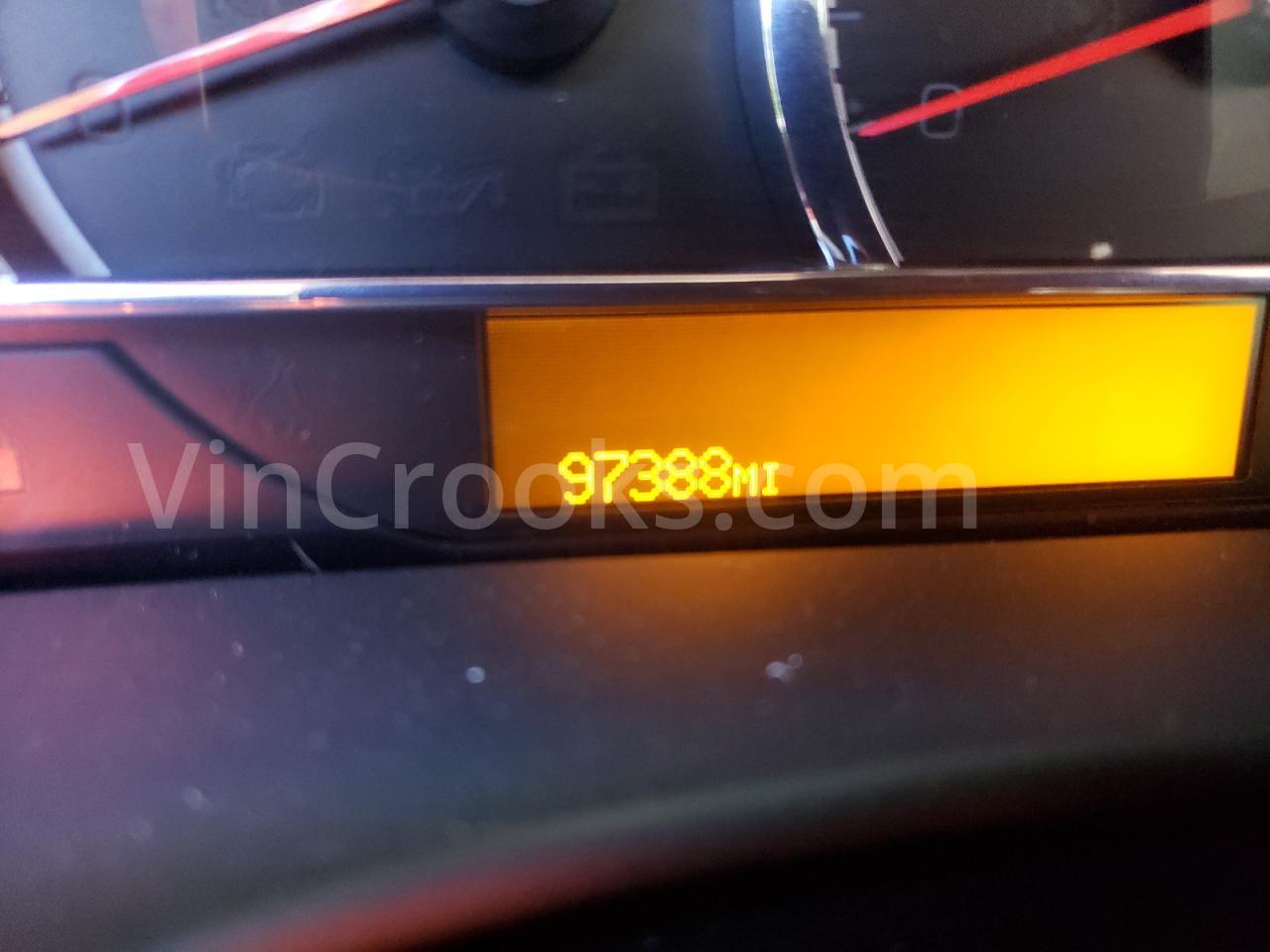 1G6DK67V380208825