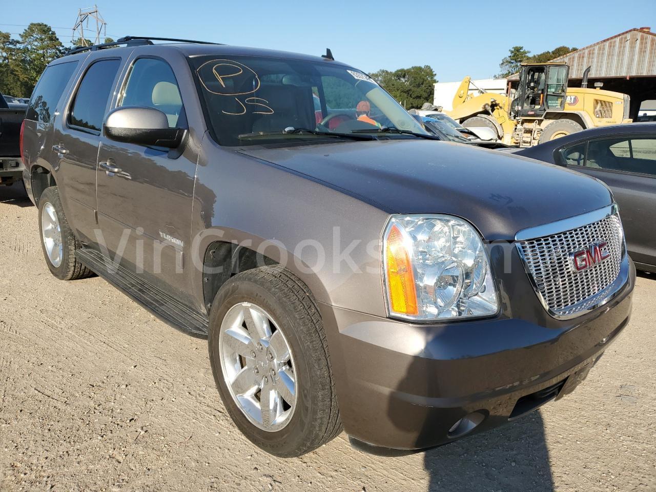 1GKS1CE08ER156813