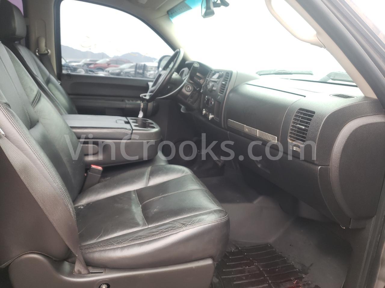 2GTEC13J581158616
