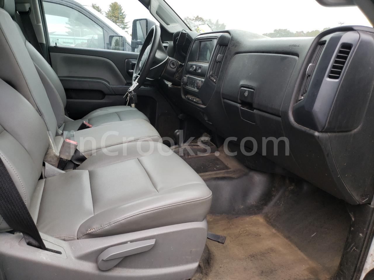 1GT12REG6JF214532